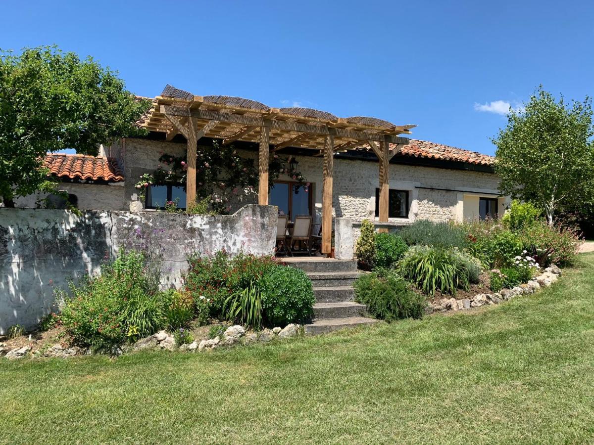 Chez Sarrazin Villa Brossac Luaran gambar