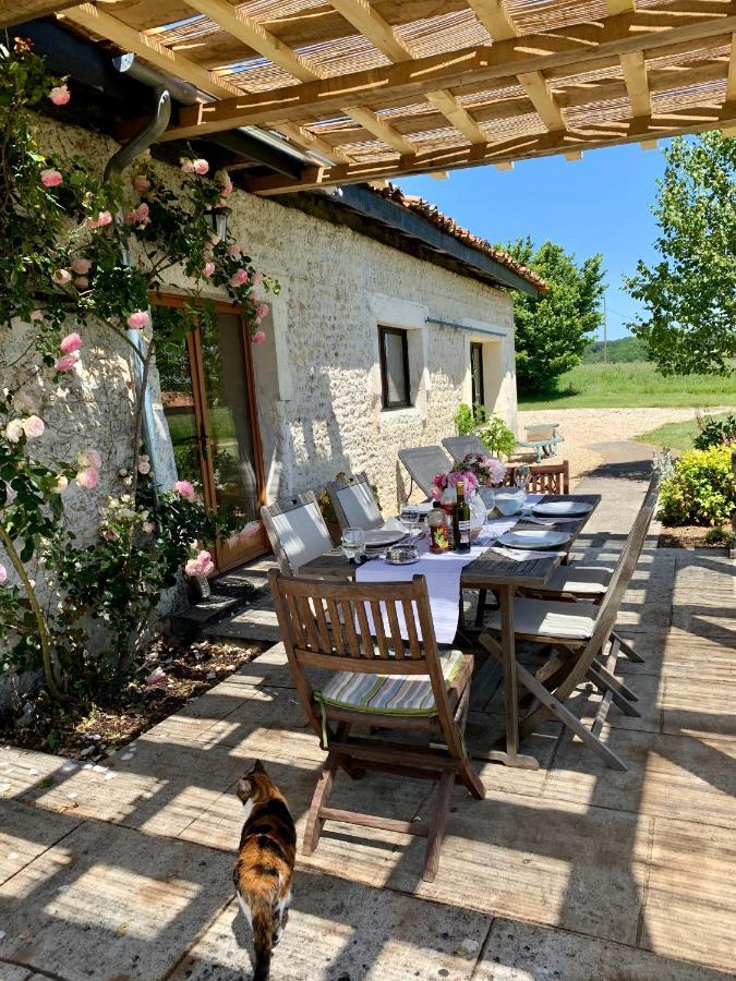 Chez Sarrazin Villa Brossac Luaran gambar
