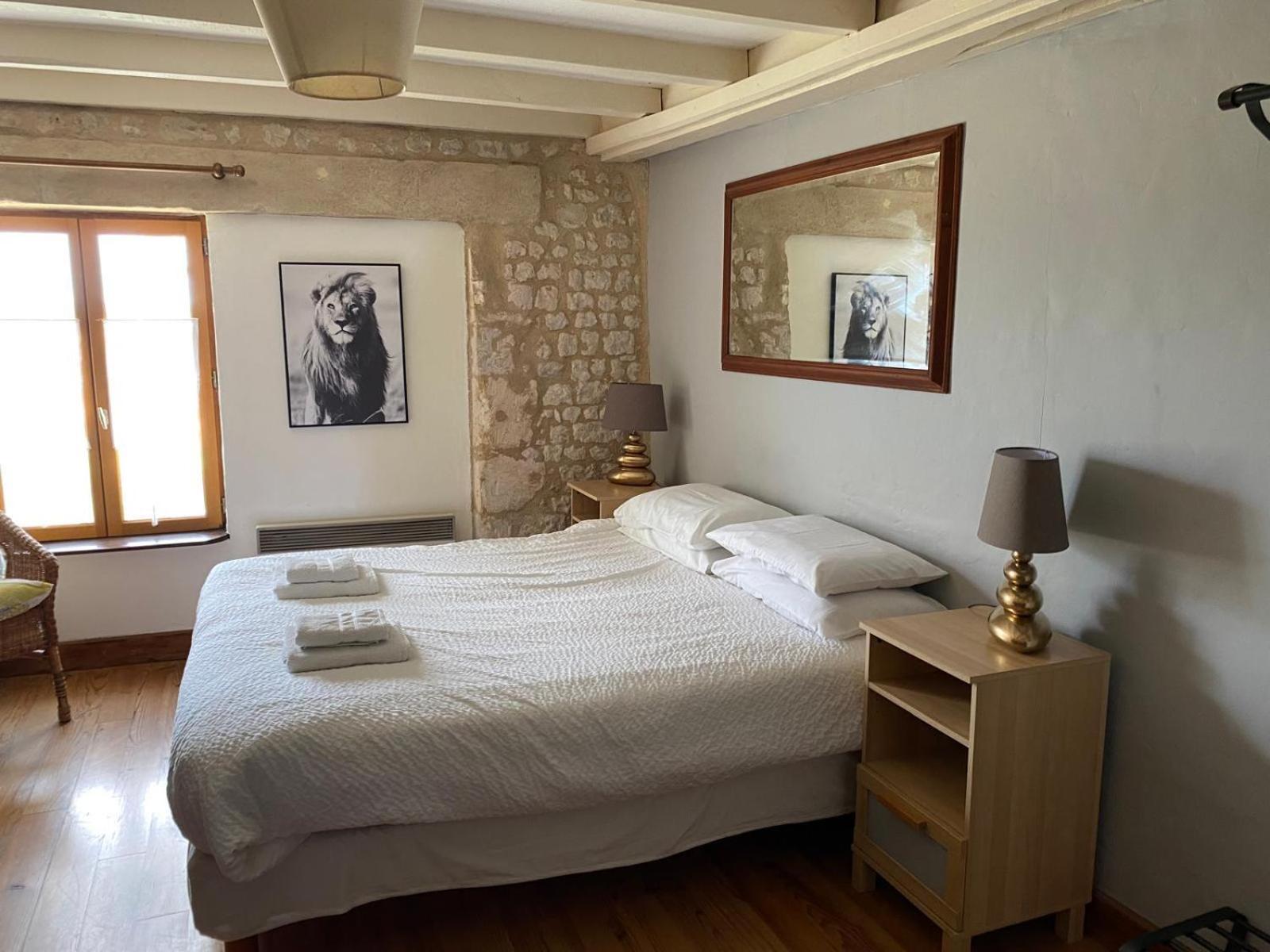Chez Sarrazin Villa Brossac Luaran gambar