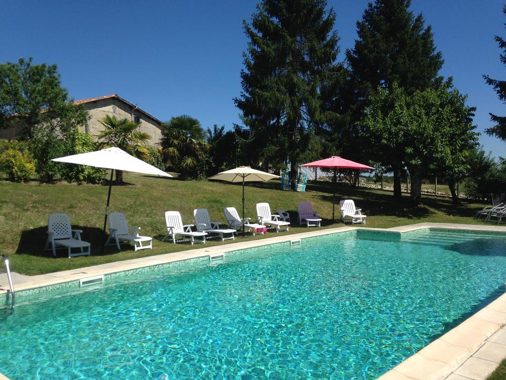 Chez Sarrazin Villa Brossac Luaran gambar
